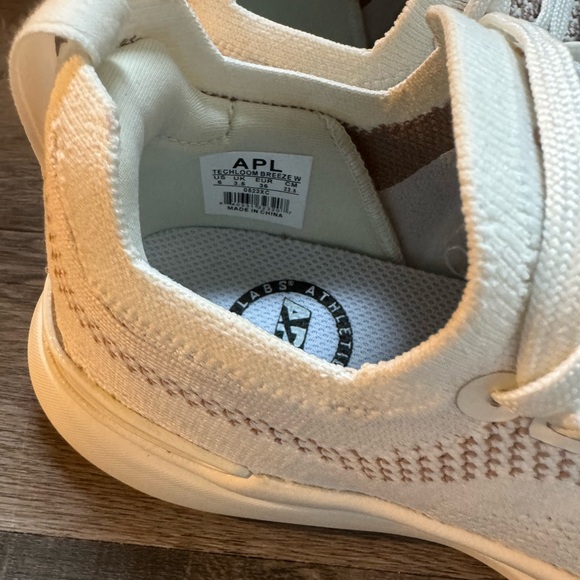 APL Techloom Breeze - Picture 2 of 5